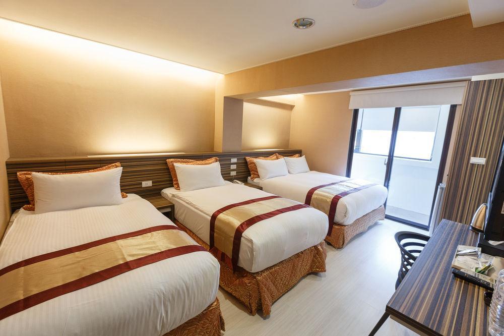 Wecan Hotel Kaohsiung Exterior foto