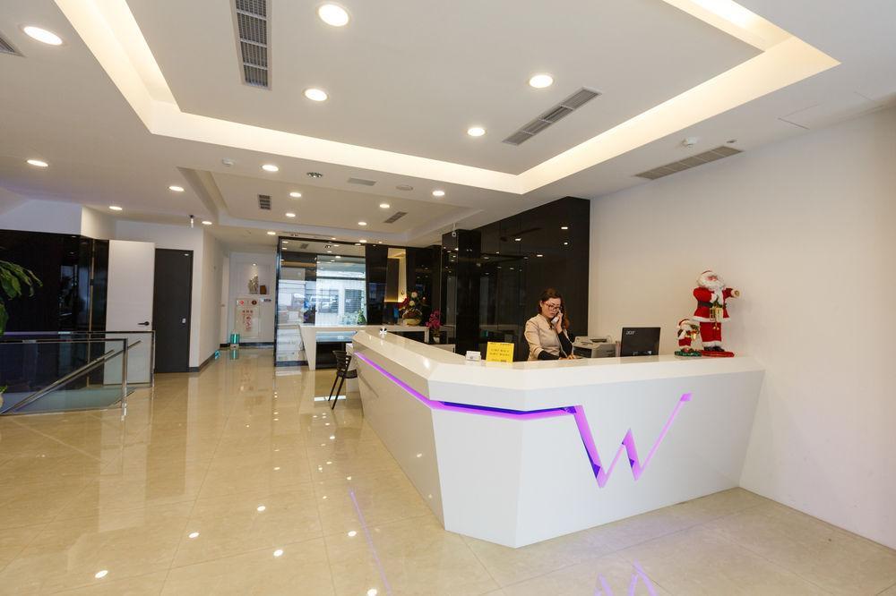 Wecan Hotel Kaohsiung Exterior foto